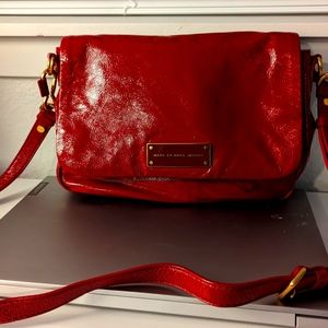 Marc Jacobs/ Too Hot to Handle red leather crossbody bag